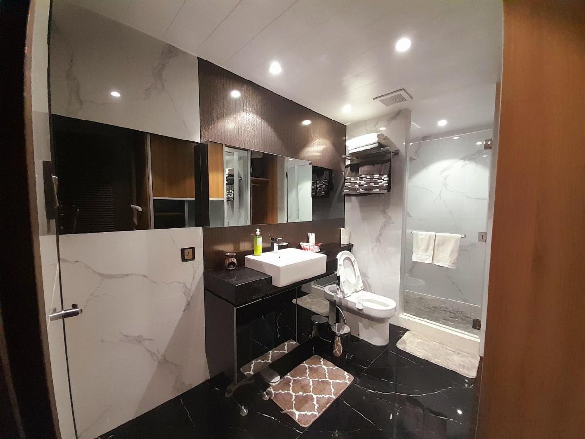 One Euphoria Prime Suite Hotel Angeles Dış mekan fotoğraf