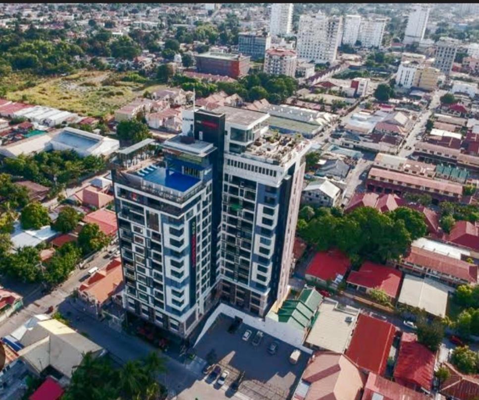 One Euphoria Prime Suite Hotel Angeles Dış mekan fotoğraf