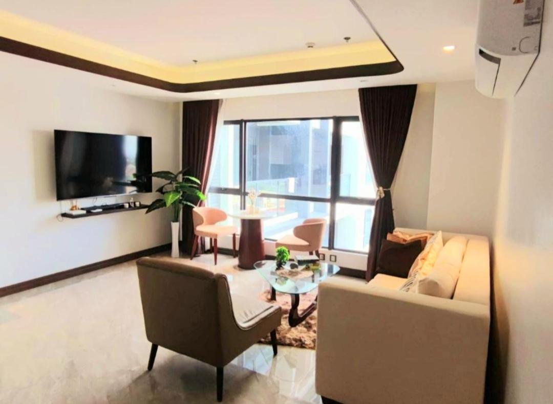 One Euphoria Prime Suite Hotel Angeles Dış mekan fotoğraf
