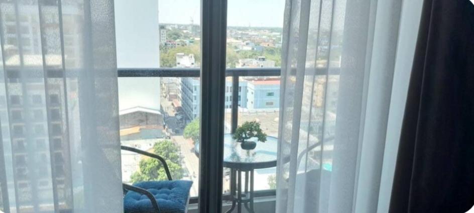 One Euphoria Prime Suite Hotel Angeles Dış mekan fotoğraf