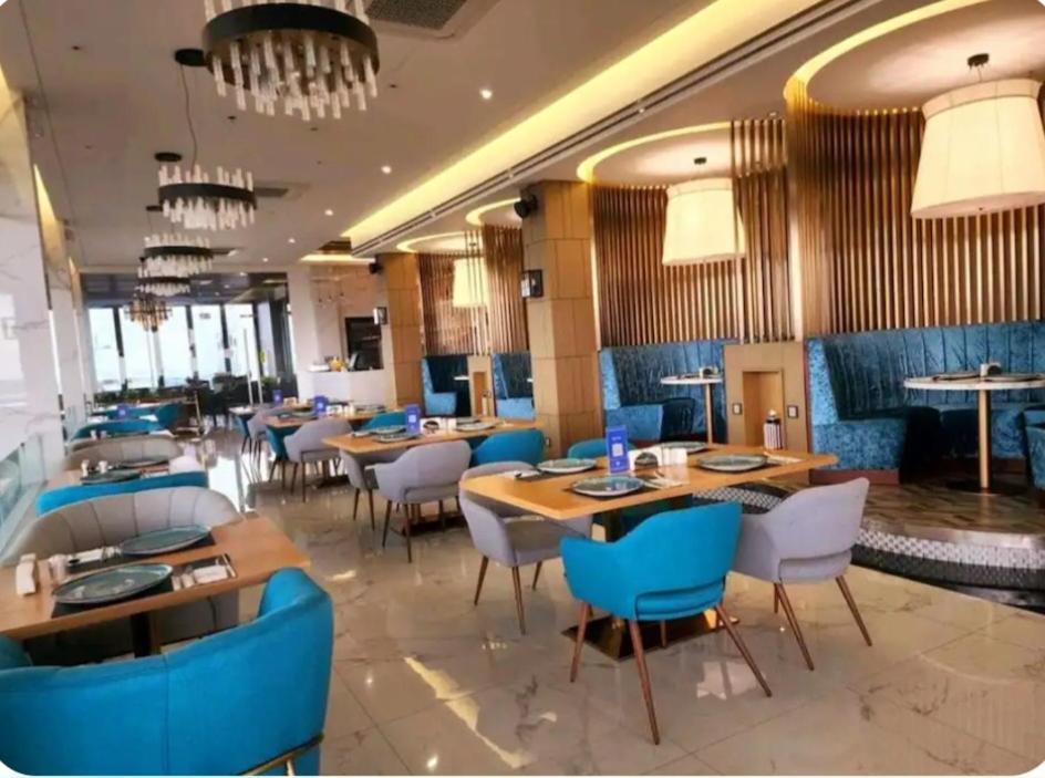 One Euphoria Prime Suite Hotel Angeles Dış mekan fotoğraf