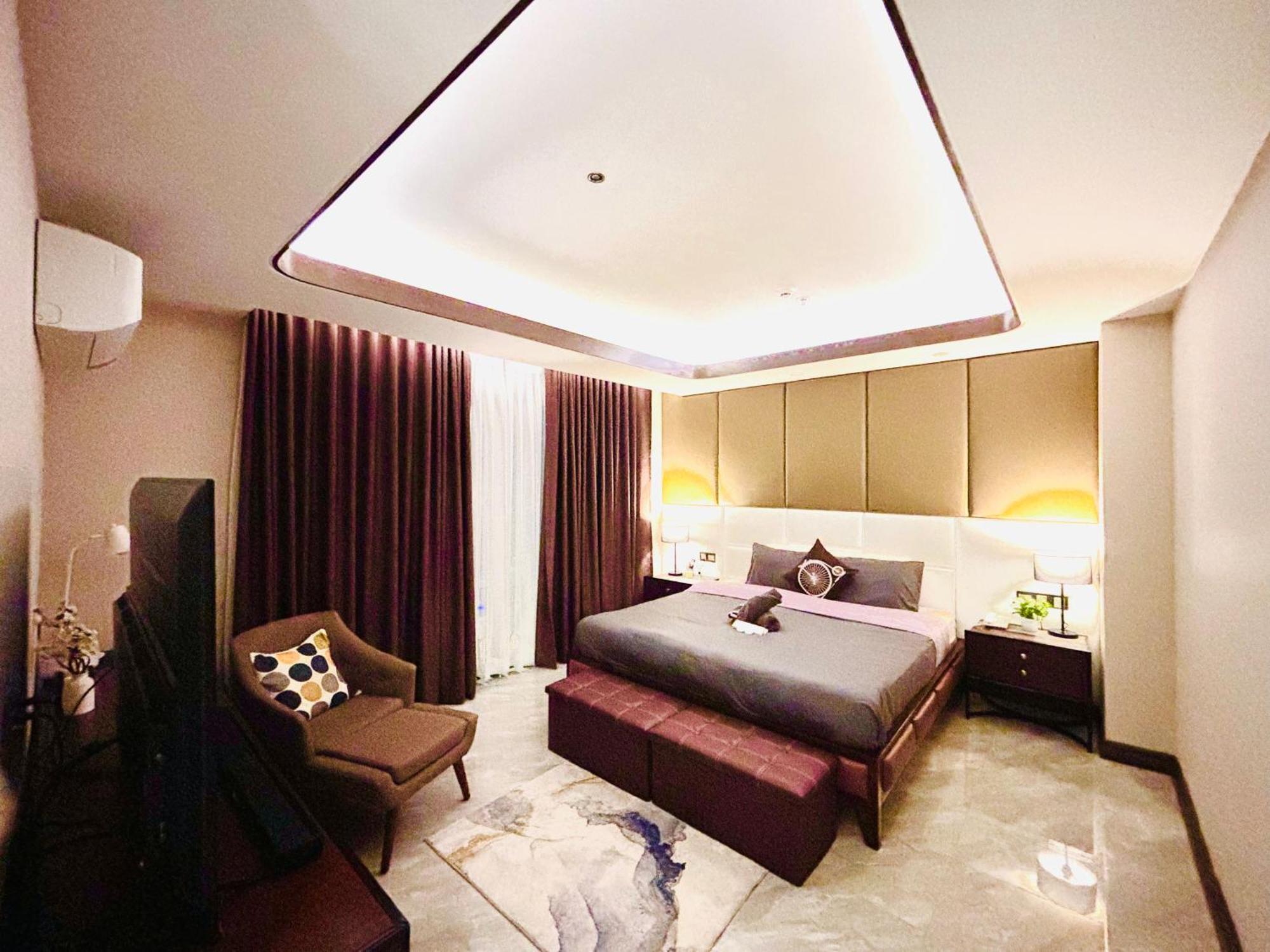 One Euphoria Prime Suite Hotel Angeles Dış mekan fotoğraf