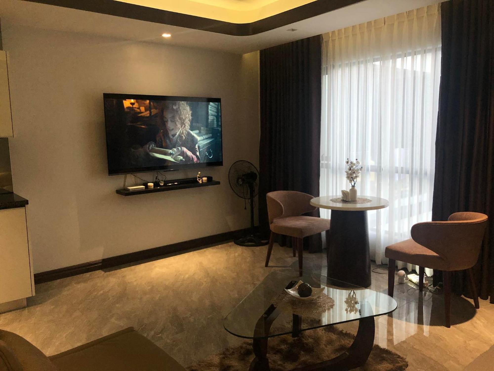 One Euphoria Prime Suite Hotel Angeles Dış mekan fotoğraf